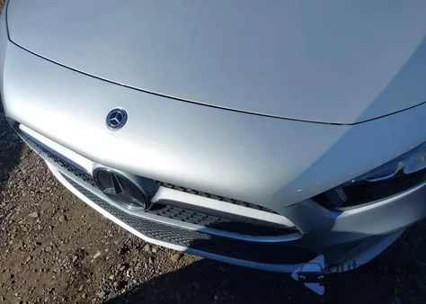 2019 Mercedes-Benz A 220 4Matic z USA, uszkodzony, nr VIN WDD3G4FB7KW007073